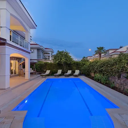 Villa Gul - Private Pool , 10 Min Walk *