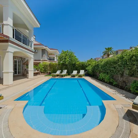 Gul - Private Pool , 10 Min Walk Fethiye