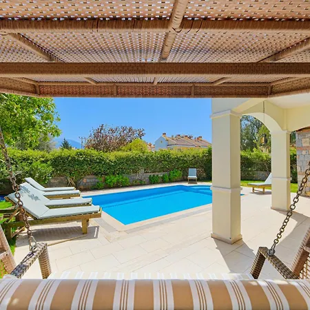 Gul - Private Pool , 10 Min Walk Villa