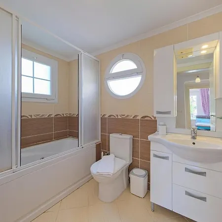 Βίλα Guel, Φετιγιέ