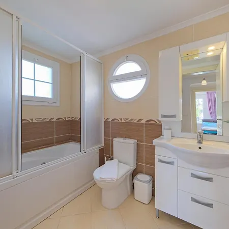 Gul - Private Pool , 10 Min Walk Villa