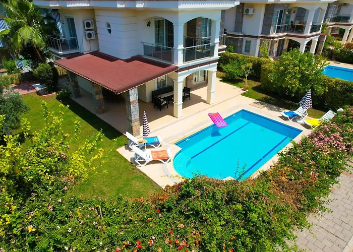 Gul - Private Pool , 10 Min Walk Fethiye