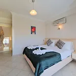 Villa Gul - Private Pool , 10 Min Walk Fethiye