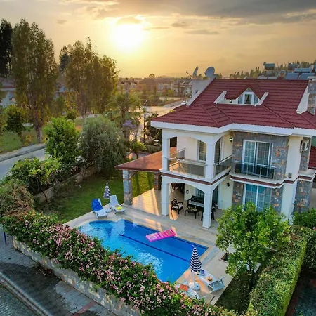 Gul - Private Pool , 10 Min Walk *