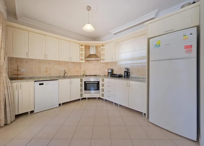 Guel, וילה פאטהיה